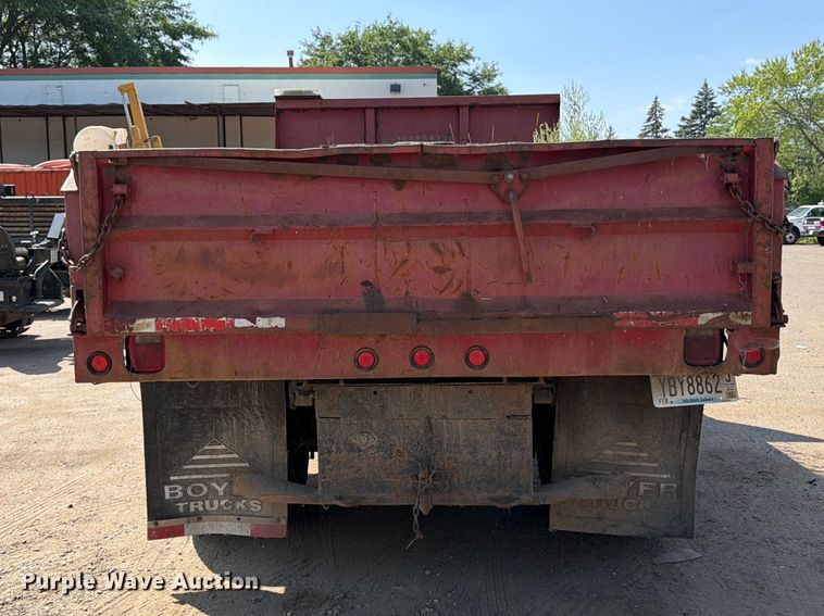 image for item FK3378 2000 Ford F650 dump truck