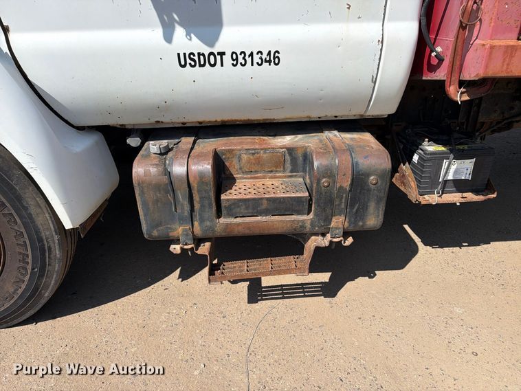 image for item FK3378 2000 Ford F650 dump truck