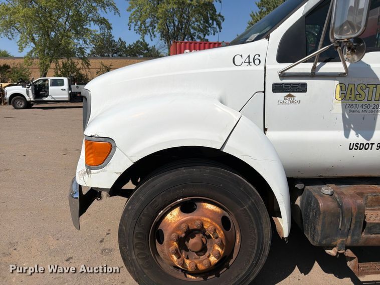 image for item FK3378 2000 Ford F650 dump truck