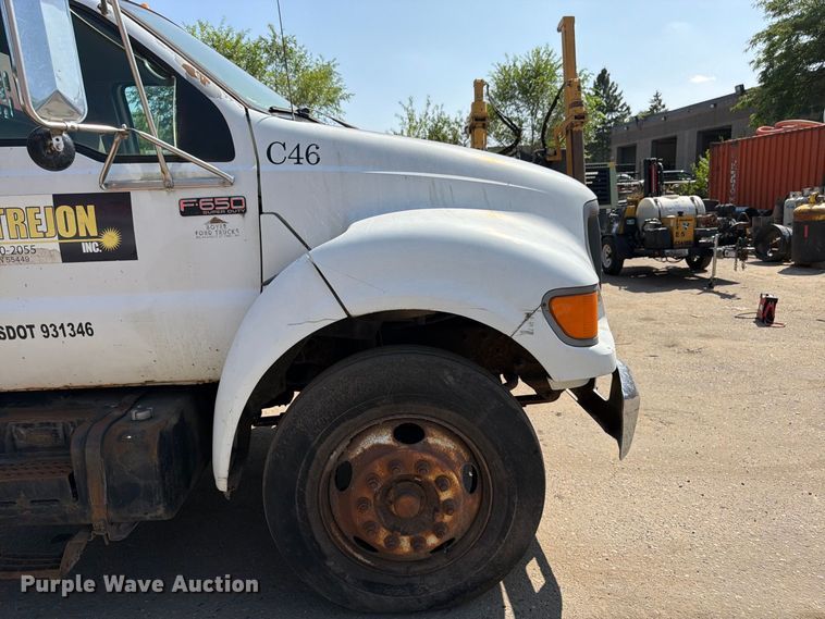 image for item FK3378 2000 Ford F650 dump truck