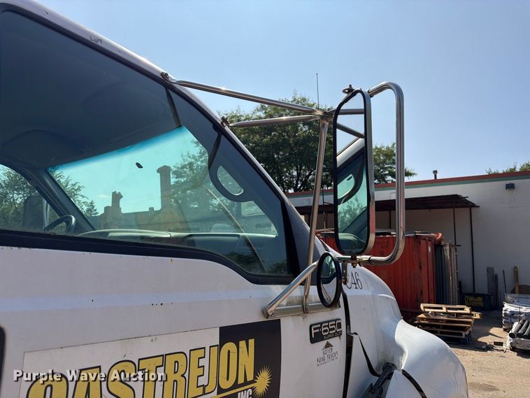 image for item FK3378 2000 Ford F650 dump truck