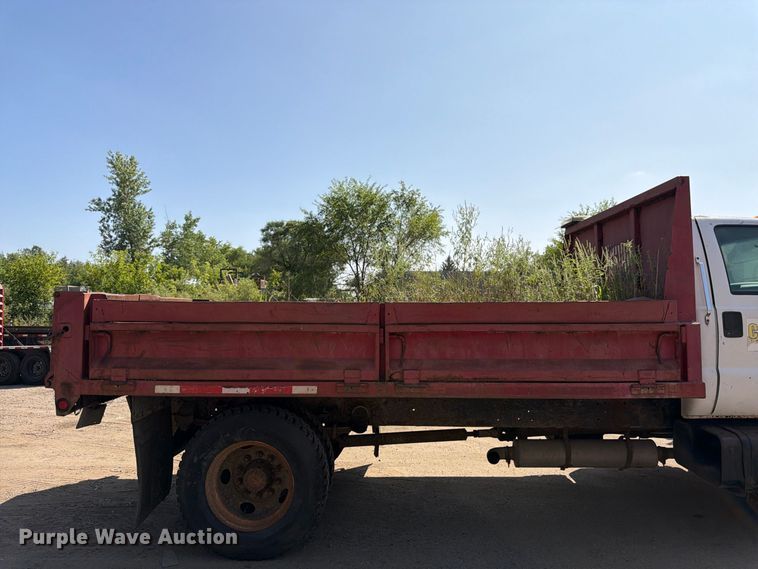 image for item FK3378 2000 Ford F650 dump truck