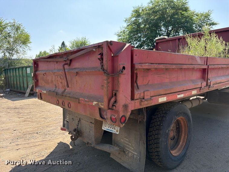 image for item FK3378 2000 Ford F650 dump truck