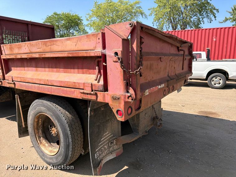 image for item FK3378 2000 Ford F650 dump truck
