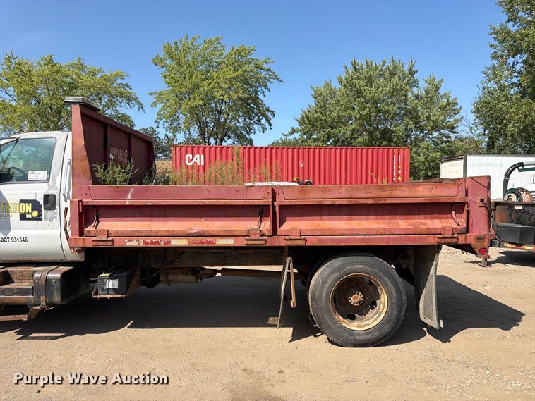 image for item FK3378 2000 Ford F650 dump truck