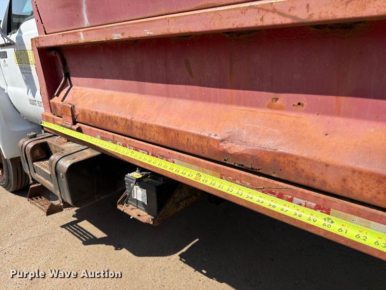image for item FK3378 2000 Ford F650 dump truck