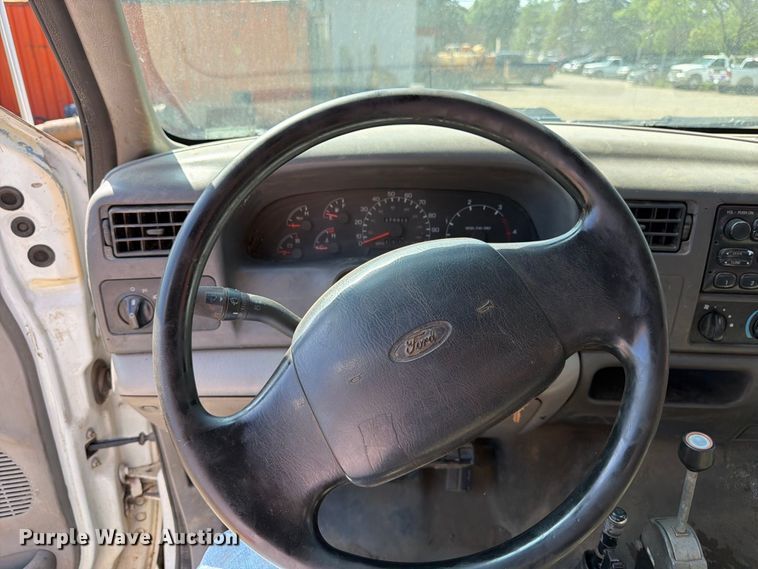 image for item FK3378 2000 Ford F650 dump truck