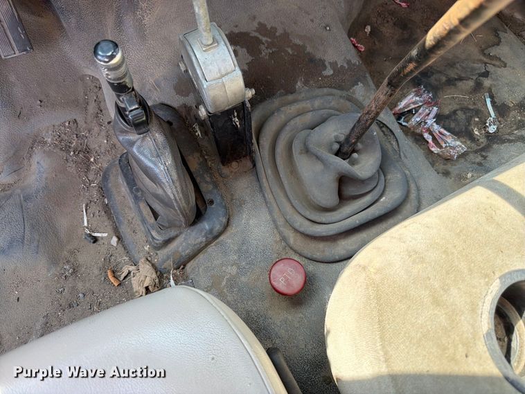image for item FK3378 2000 Ford F650 dump truck