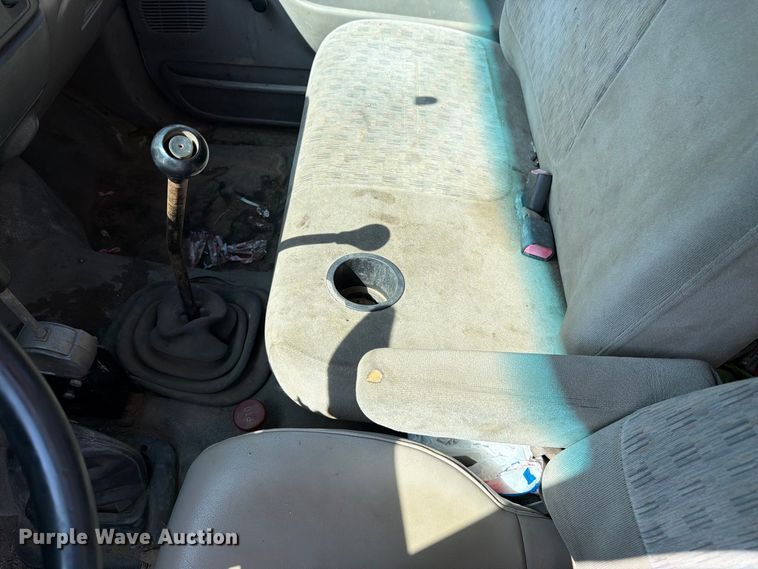 image for item FK3378 2000 Ford F650 dump truck