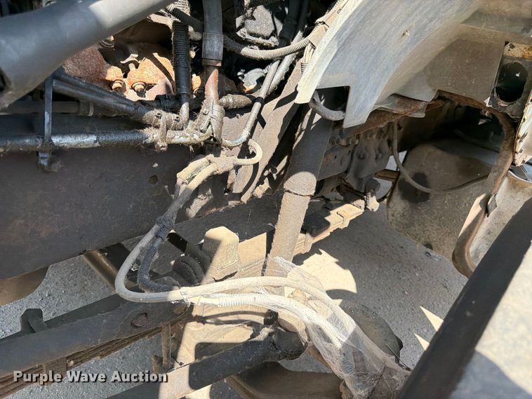 image for item FK3378 2000 Ford F650 dump truck