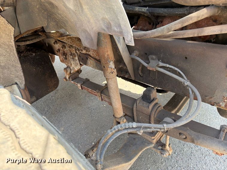 image for item FK3378 2000 Ford F650 dump truck