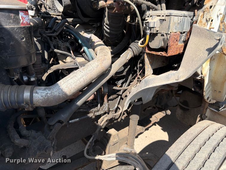 image for item FK3378 2000 Ford F650 dump truck