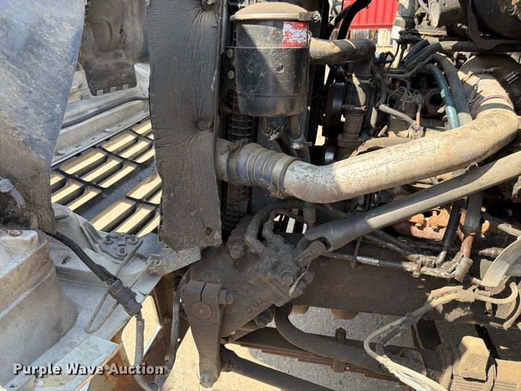 image for item FK3378 2000 Ford F650 dump truck