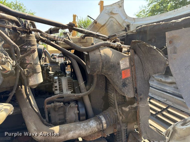 image for item FK3378 2000 Ford F650 dump truck