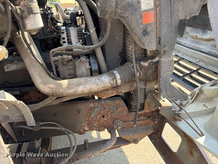 image for item FK3378 2000 Ford F650 dump truck
