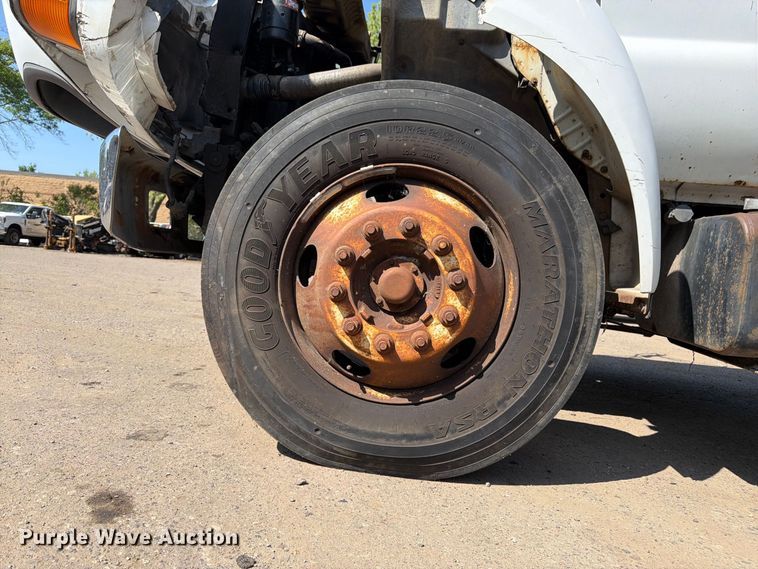 image for item FK3378 2000 Ford F650 dump truck