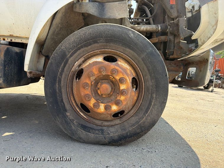 image for item FK3378 2000 Ford F650 dump truck