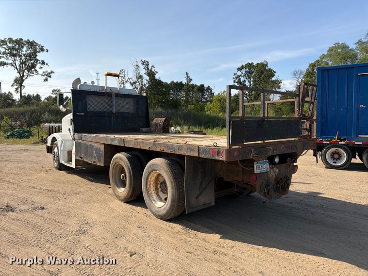 image for item FK3379 1996 Peterbilt 377 flatbed truck