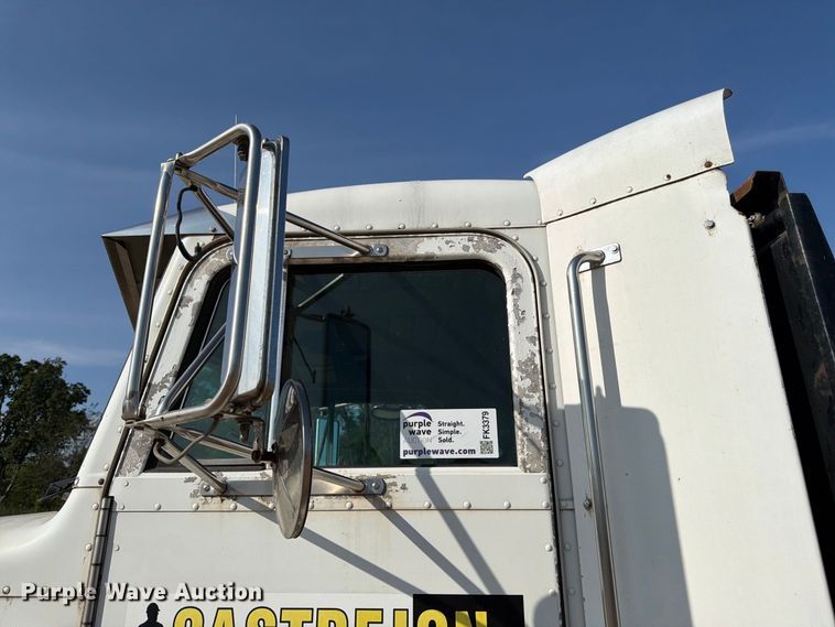 image for item FK3379 1996 Peterbilt 377 flatbed truck