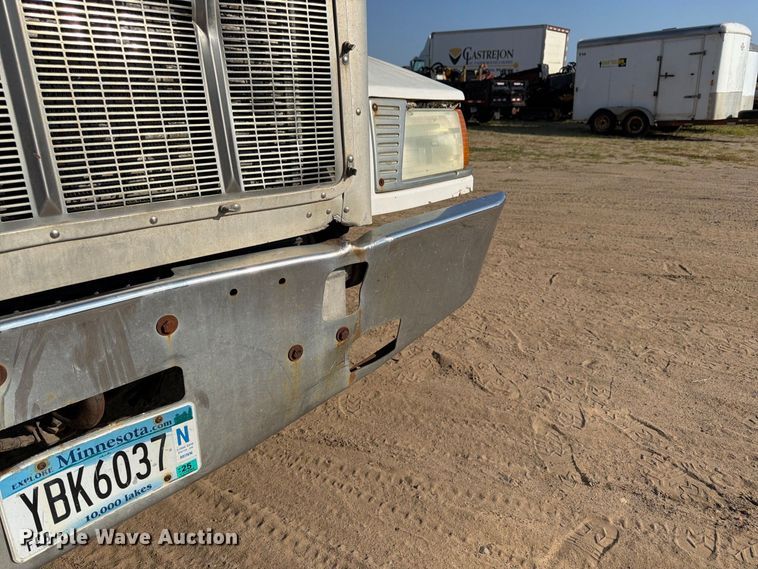 image for item FK3379 1996 Peterbilt 377 flatbed truck