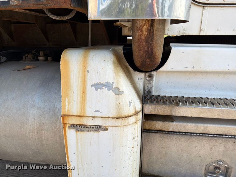 image for item FK3379 1996 Peterbilt 377 flatbed truck