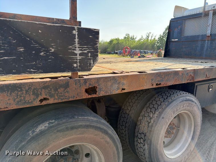 image for item FK3379 1996 Peterbilt 377 flatbed truck