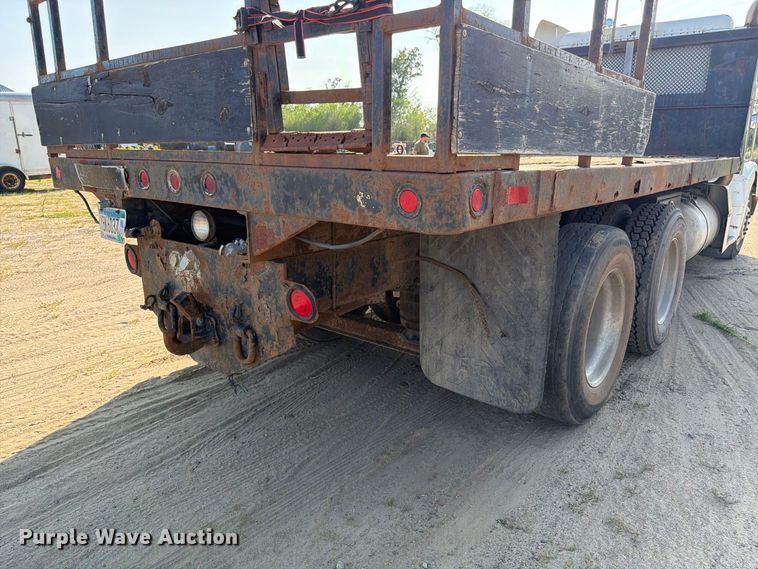 image for item FK3379 1996 Peterbilt 377 flatbed truck