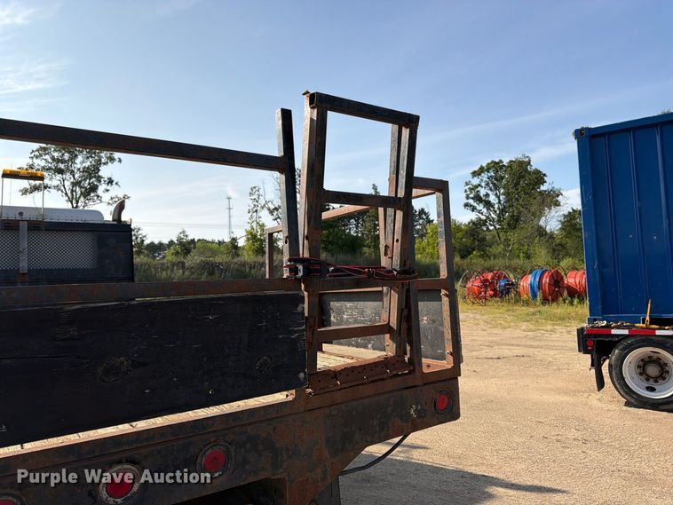 image for item FK3379 1996 Peterbilt 377 flatbed truck