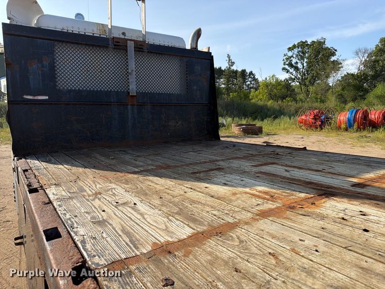 image for item FK3379 1996 Peterbilt 377 flatbed truck