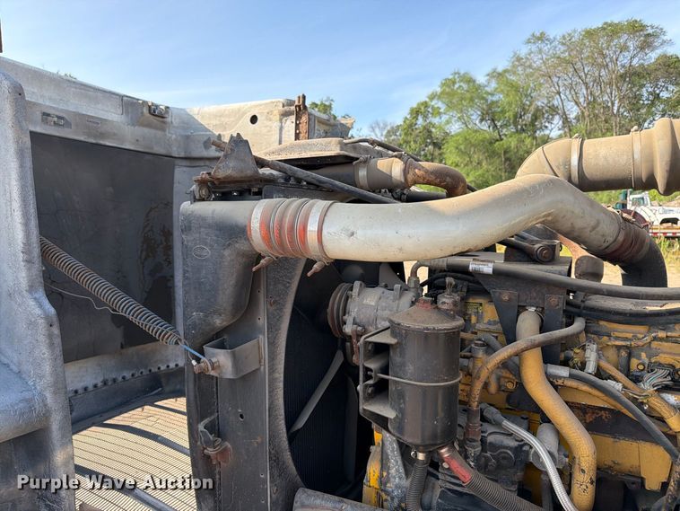 image for item FK3379 1996 Peterbilt 377 flatbed truck