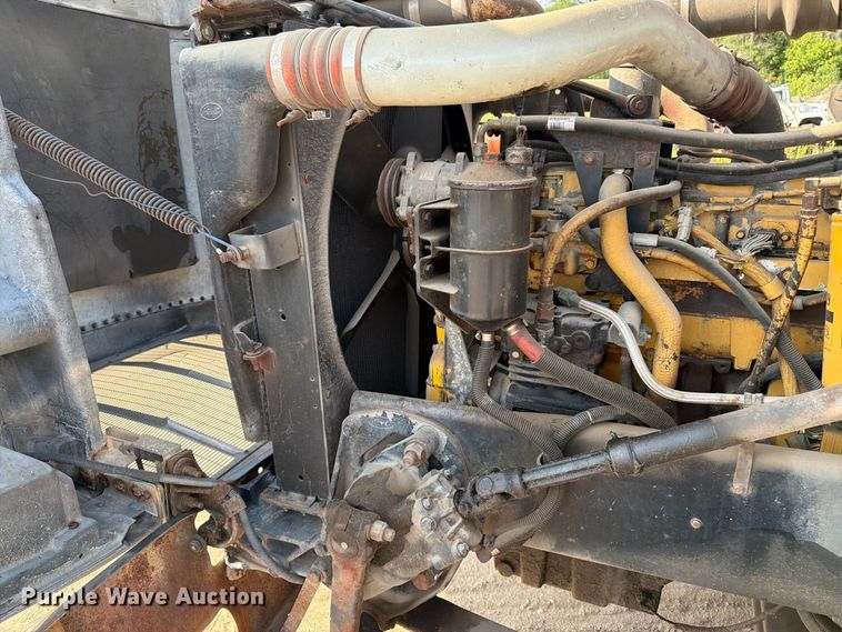 image for item FK3379 1996 Peterbilt 377 flatbed truck