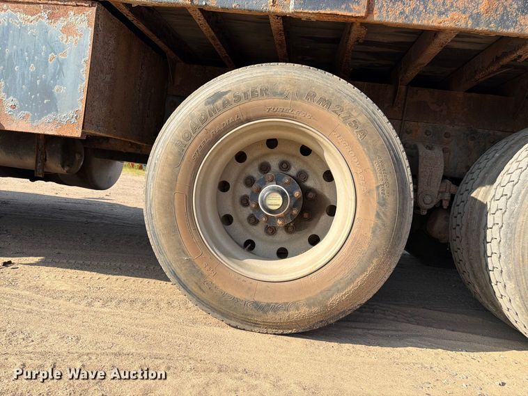 image for item FK3379 1996 Peterbilt 377 flatbed truck