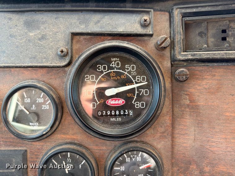 image for item FK3379 1996 Peterbilt 377 flatbed truck