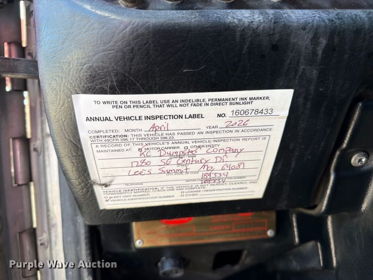 image for item FK3401 2004 Peterbilt 379 semi truck