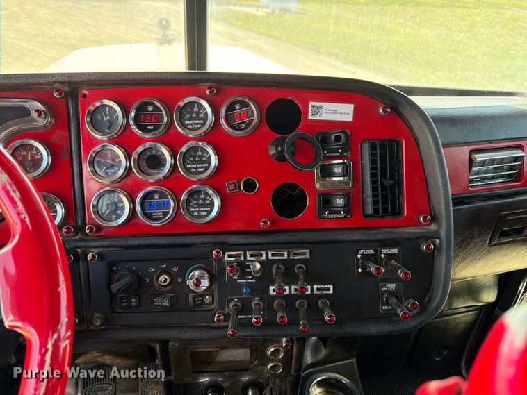 image for item FK3401 2004 Peterbilt 379 semi truck