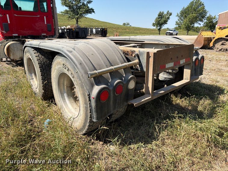 image for item FK3403 2015 Peterbilt 567 truck cab and chassis