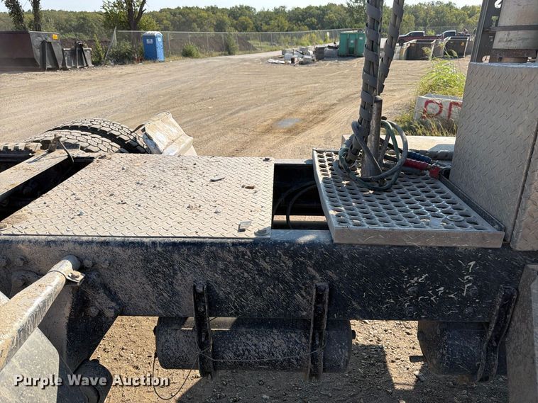 image for item FK3404 2019 Western Star 4900 semi truck