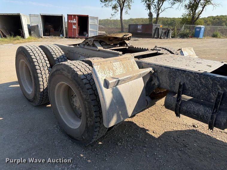 image for item FK3404 2019 Western Star 4900 semi truck