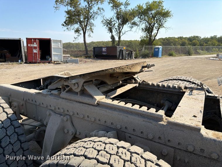 image for item FK3404 2019 Western Star 4900 semi truck