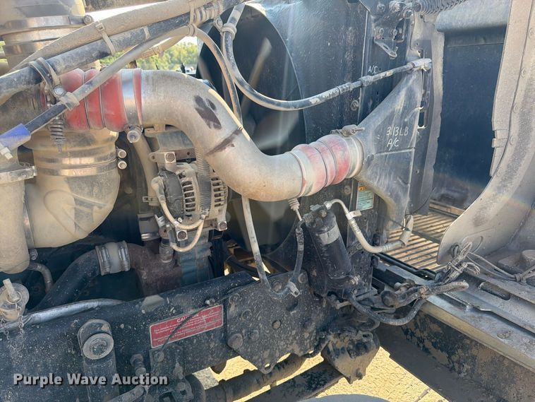 image for item FK3404 2019 Western Star 4900 semi truck