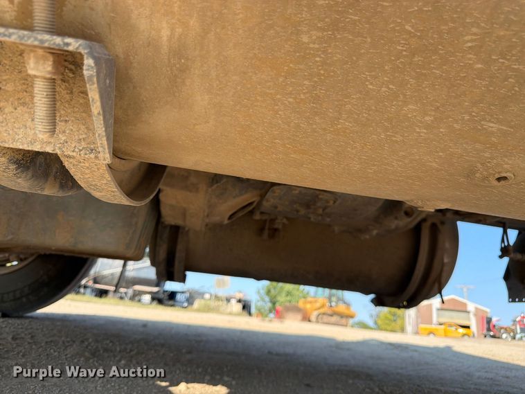 image for item FK3404 2019 Western Star 4900 semi truck