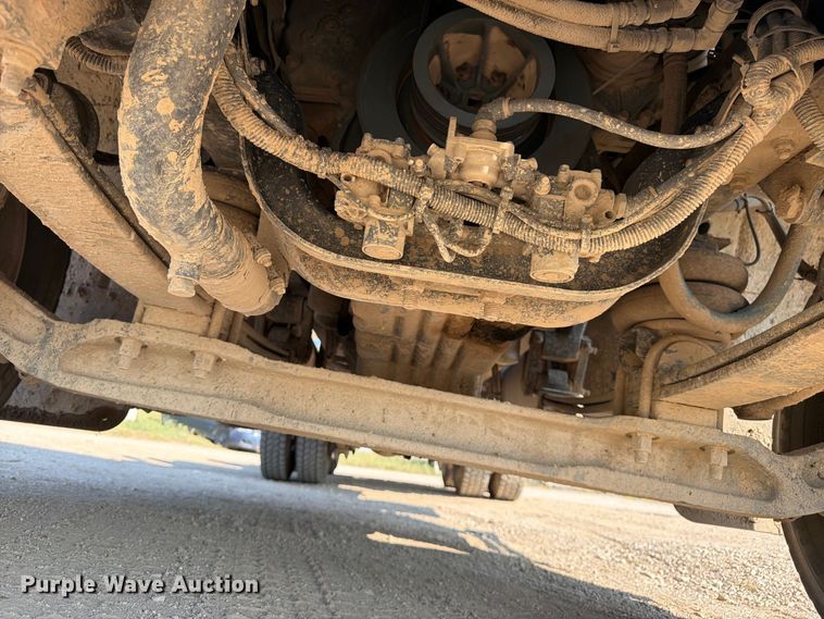 image for item FK3404 2019 Western Star 4900 semi truck
