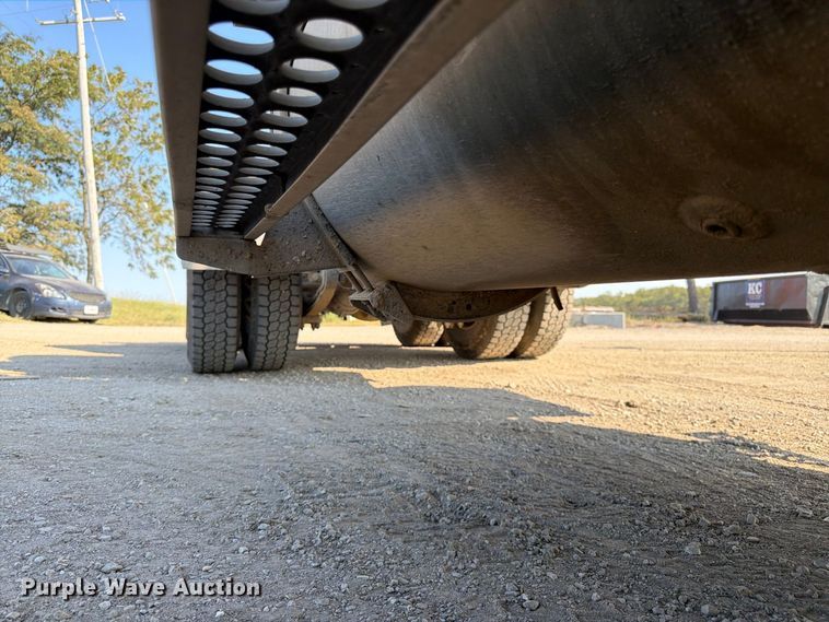 image for item FK3404 2019 Western Star 4900 semi truck