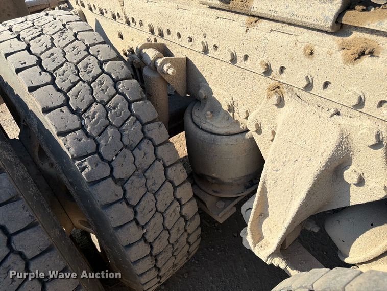 image for item FK3404 2019 Western Star 4900 semi truck