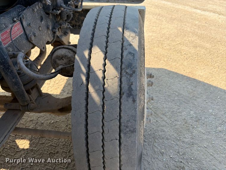 image for item FK3404 2019 Western Star 4900 semi truck