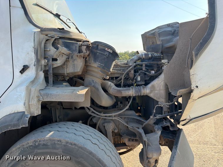 image for item FK3405 2015 Freightliner 114SD hook lift truck
