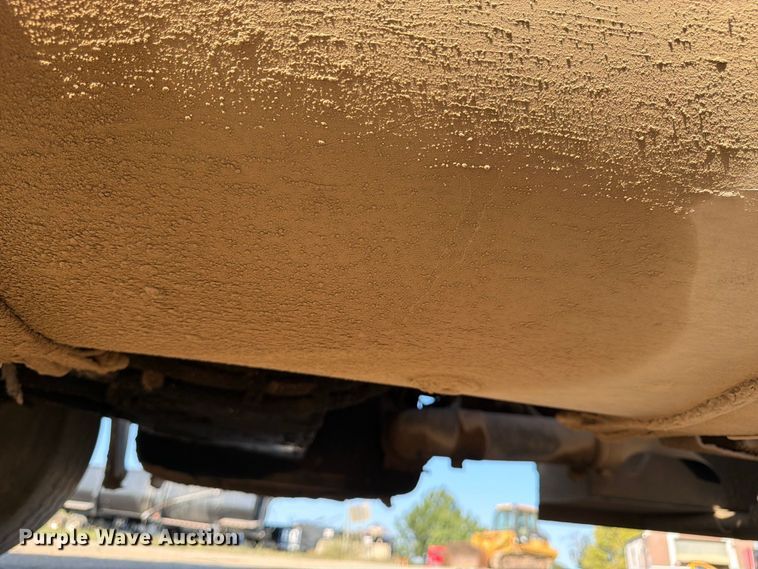 image for item FK3405 2015 Freightliner 114SD hook lift truck