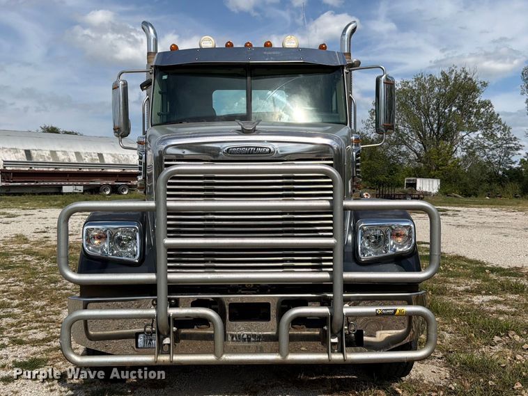 image for item FK3456 2012 Freightliner Coronado semi truck