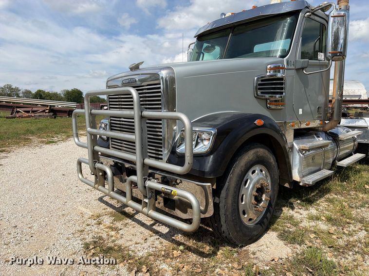 image for item FK3456 2012 Freightliner Coronado semi truck
