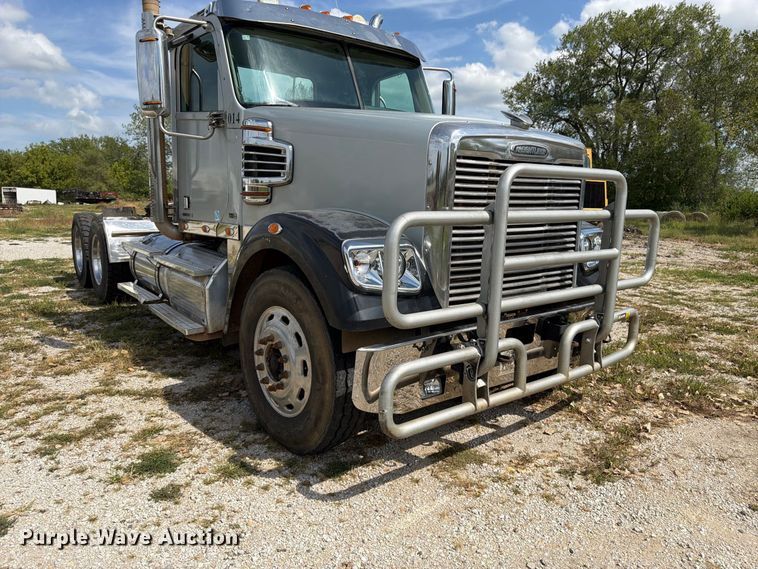 image for item FK3456 2012 Freightliner Coronado semi truck